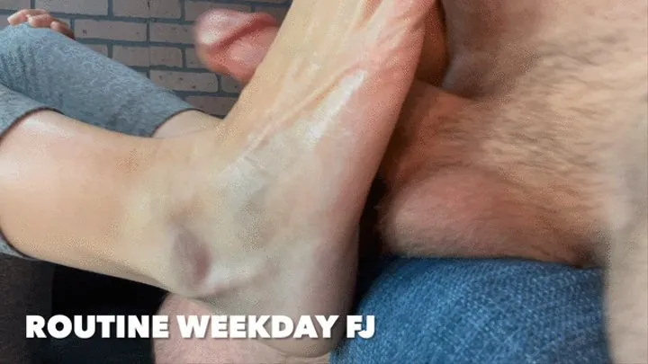 Up close black toes footjob