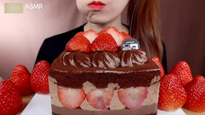 Asian Princess Yani ASMR Chocolate Feast Pt 10 Strawberry Shortcake chocolate layer cake Cream LOVERS Food Porn Fetish Chewing Licks Noisy Swallowing Close-Up No Talking tight Red Lips