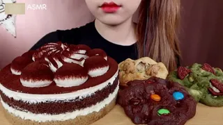 Asian Princess Yani ASMR Chocolate Feast Pt 8 creamy puffy chocolate sponge cake Cream LOVERS Food Porn Fetish Chewing Licks Noisy Swallowing Close-Up No Talking tight Red Lips