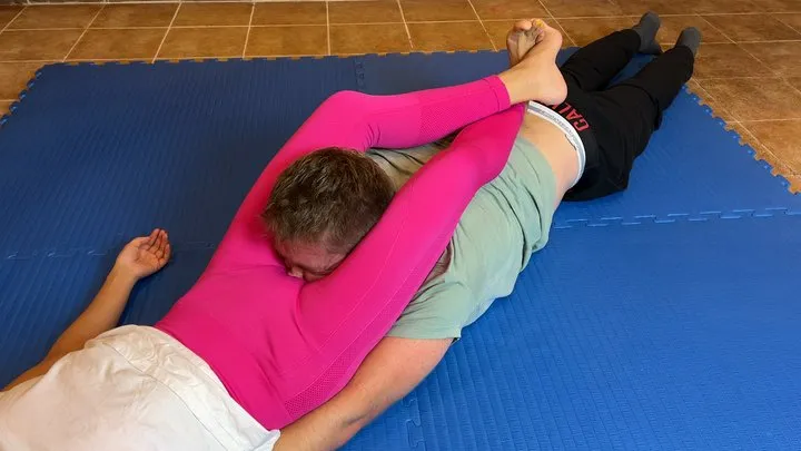 Cruel Head Scissors And Smother In Pink Leggings