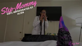 Step-Mommy Gets Impregnated by Alien