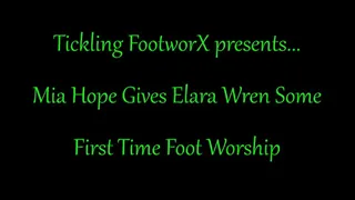 Mia Hope Give Elara Wren Some First Time Foot Worship