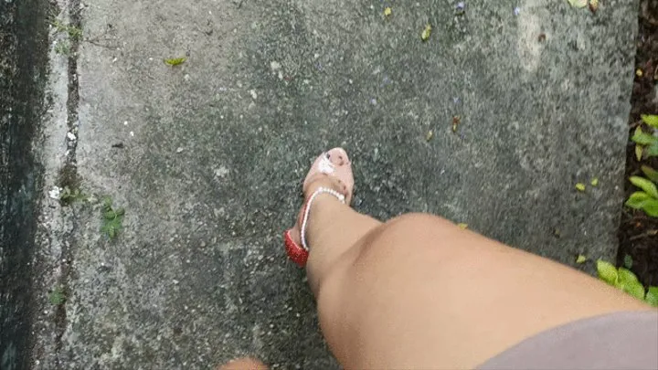 Stephanie Hard pedal pumping barefoot and on high heels