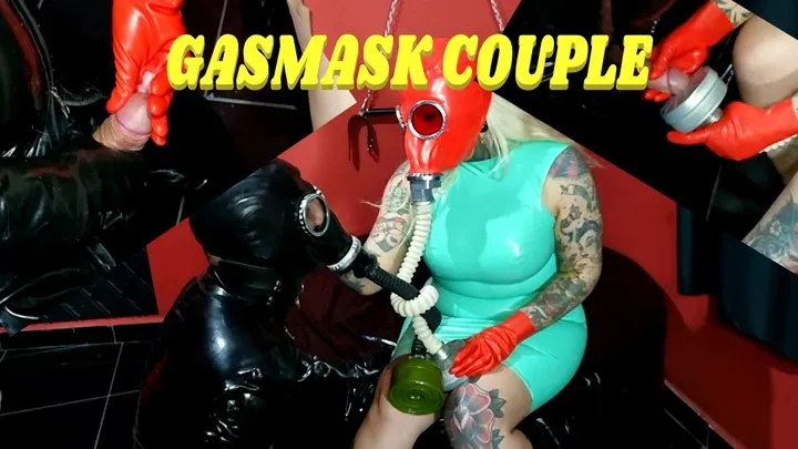 GASMASK COUPLE