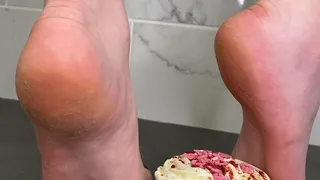 Perfectly Barefoot crushes a big red velvet cupcake with her soft soles!