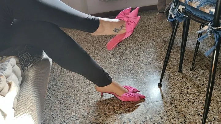 Dangling and shoeplay of my friend with fuchsia mules