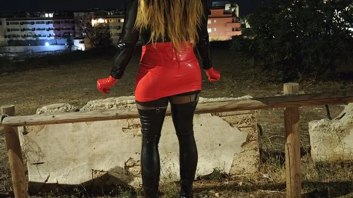 Tania latex outdoor!!walking public