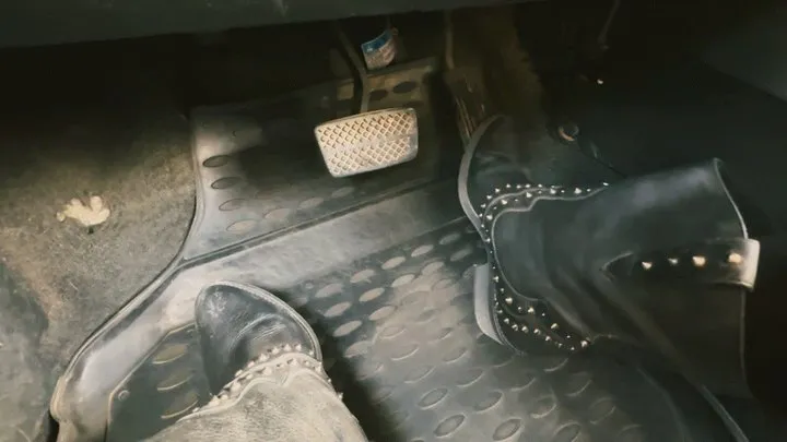 driving a car in leather cowboy boots mpeg