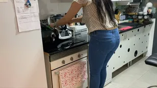 milf pisses on herself in the kitchen