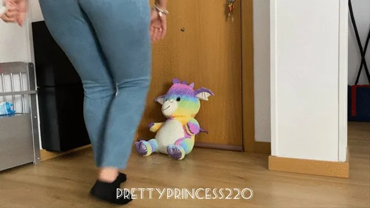 Pee and farts from my stuffed dragon