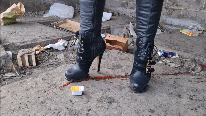 Kats Dirty Boots Worship