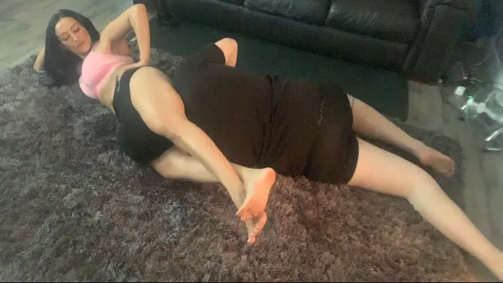 2019 Wrestling Head Scissor Moves First Time Visiting Mistress Shocked Slave Does Not realise she Deadlifts 110kg & Squats 100kg