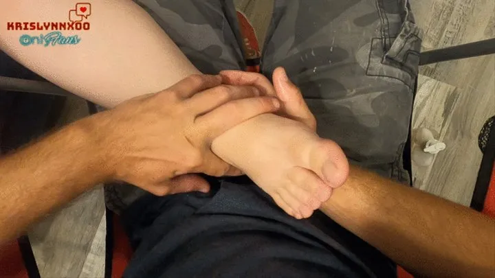 Footjob With Cumshot on Feet!