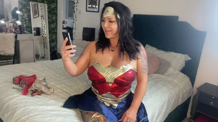 Wonder Woman Rara gets suprised