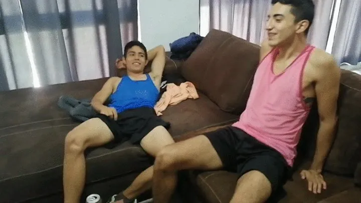 Slim Twinks In Very Kinky Foot Worship Scenario