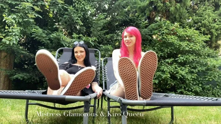 Mistress Glamrous and Kiro Quenn gets feet worship outdoors