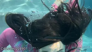 Jade's First Breaths Underwater