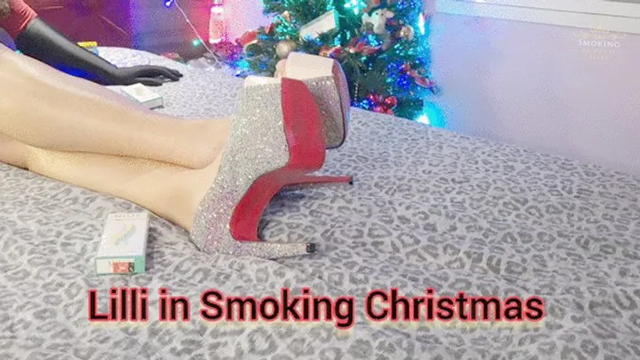 Lilli in Smoking Christmas - SFL098