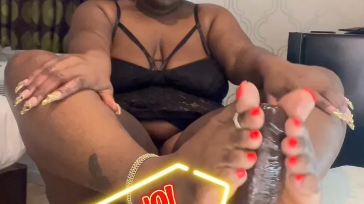 FOOTJOB JOI ON DILDO BY GODDESSMONAY