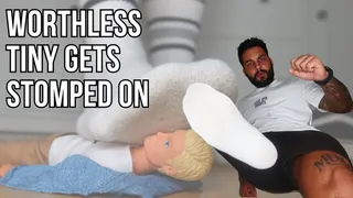 Worthless tiny gets stomped on - Lalo Cortez