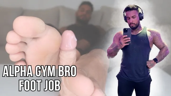 Alpha male gym step-bro footjob in sweaty socks - Lalo Cortez