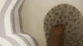 Shower Feet cleaning