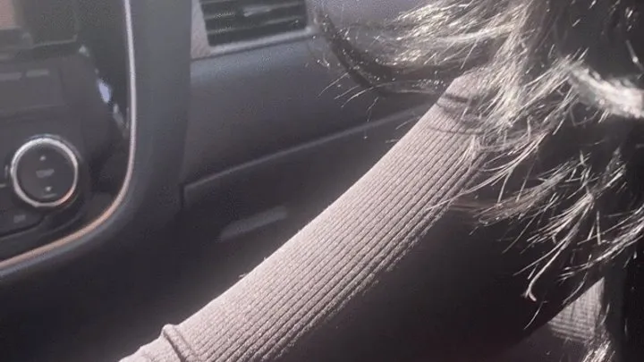 MilfyCalla- I love to suck strangers in cars and to fuck outdoor