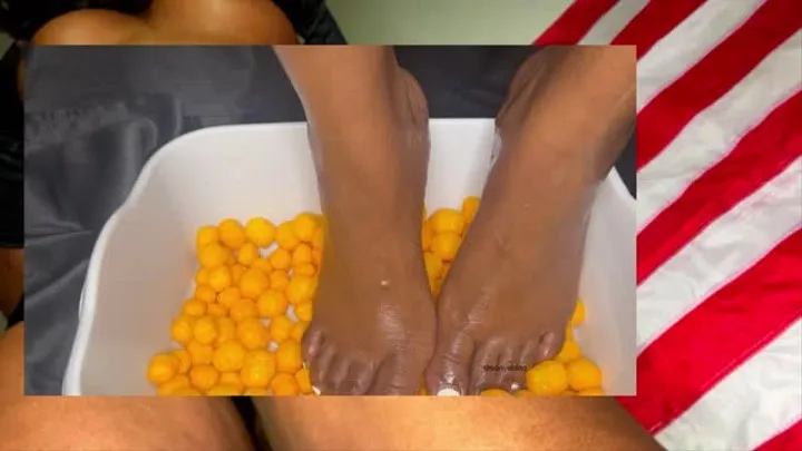 ASMR EBONY FOOD FOOT FETISH PT 1