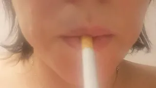 Cigarette shaped teeth