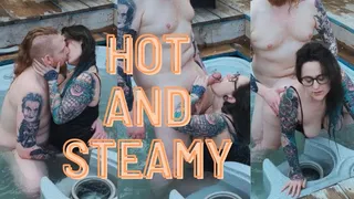 ElizabethHunny Gets Hot and Steamy