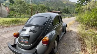 Jarlyn warms up the Volkswagen beetle