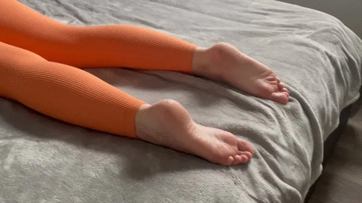 Massaging Jasper Reed's Soles (SENSUAL)