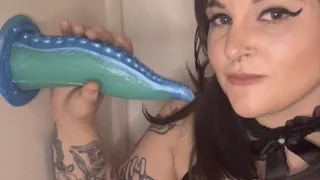 sucking of my tentacle dildo