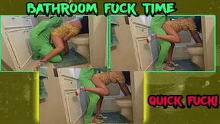 Green man gets a fucks a Asian milf in the bathroom and cum her dirty socks (part 2)