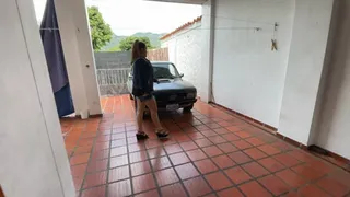 Barbara drains the Fiat's battery and accelerates hard