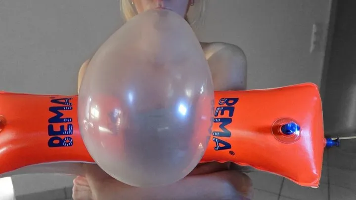 relaxing balloon & water wing ASMR