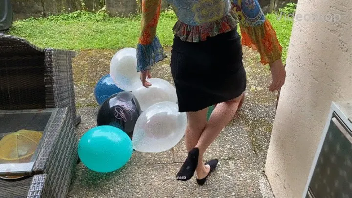 outdoors balloon popping