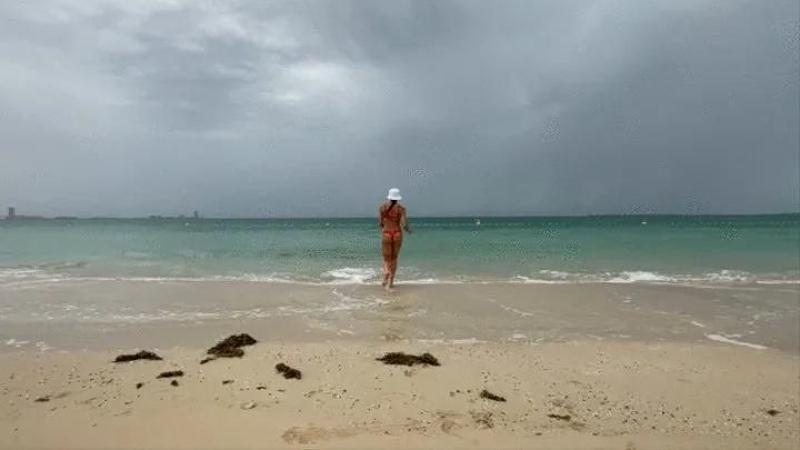 Vika in Dubai on the beach in a bikini