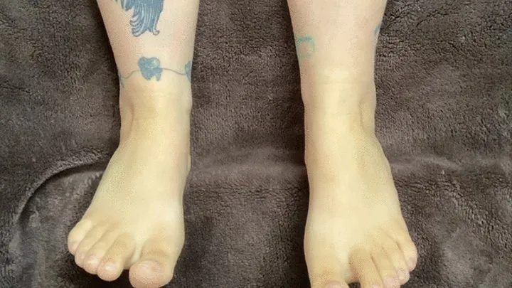 SaigeKiljoy Nude Pedicure