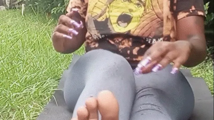 Kiss My Pretty Feet While I Smoke Ebony Feet POV