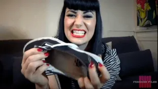 Nyxon Turns You Into Her Smelly Insole