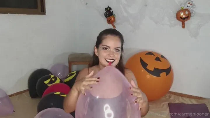 halloween 23* with carmenlooner and a lot of balloons to pop