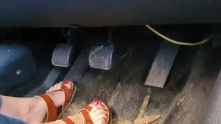 Jeep Drive Brown Sandles and Barefoot