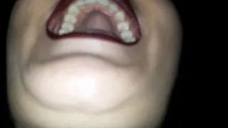Show my mouth and teeth 6