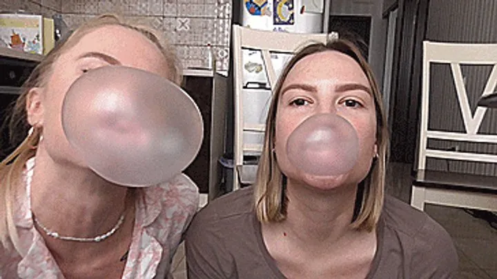 Big bubbles Blondie and Milora!