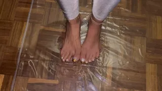 CHALLENGE : CLEAN MY DIRTY FEET