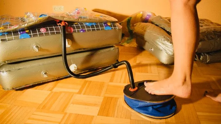 Cristinella Crush Inflatable