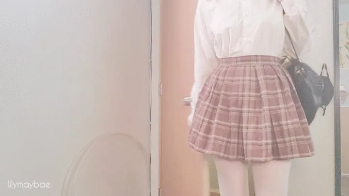 Schoolgirl Voyeur