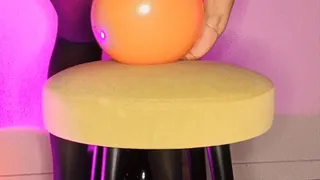 buttcruch balloon