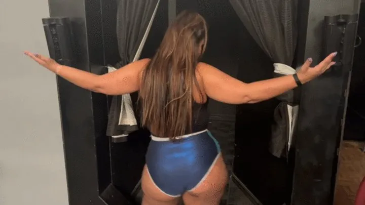 Nadia sapphire vs skinny male jobber